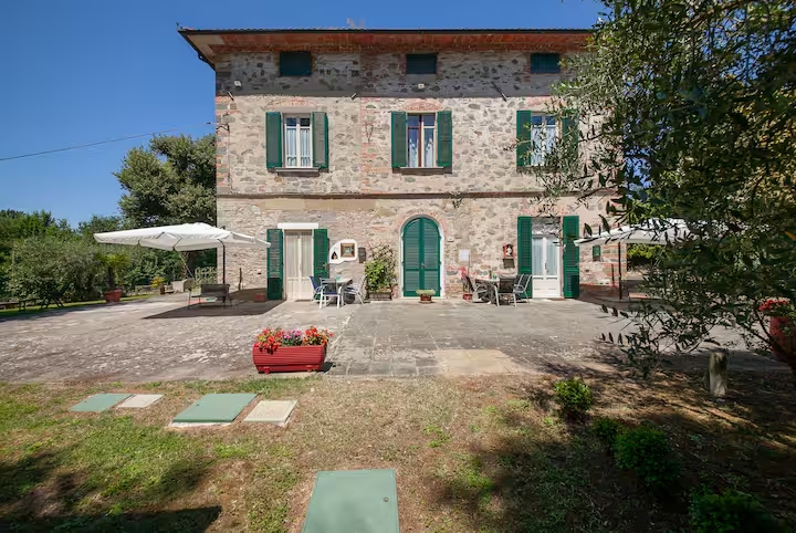 Magnifica Corte Menconi - Castelfranco di Sotto